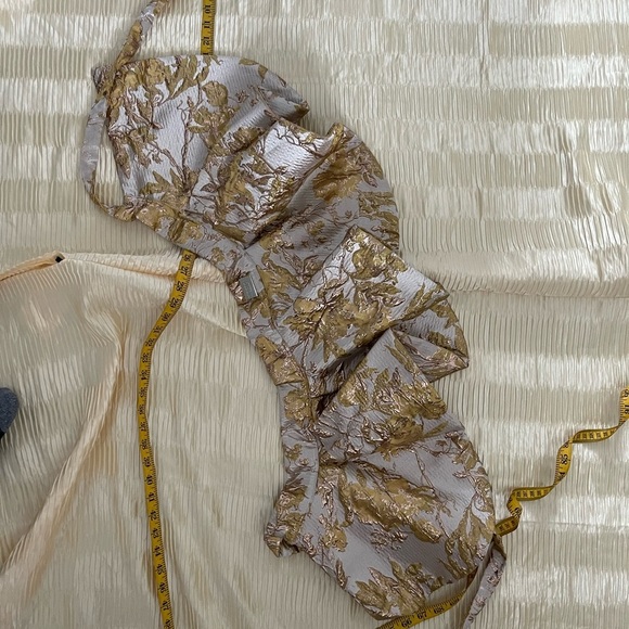 Elegant Cream Evening Gown from the MONICA Collection - Picture 8 of 12